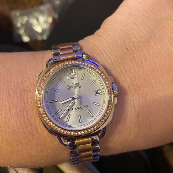 Coach ladies watch. New. - Picture 2 of 2